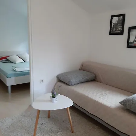 Apartamento Majetic Gornji Karin