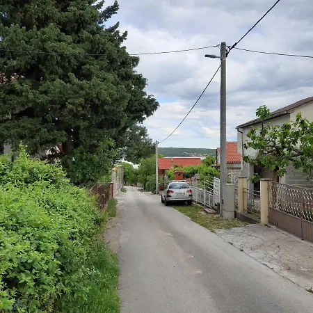 Apartamento Majetic Gornji Karin