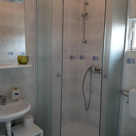 Apartamento Majetic Gornji Karin